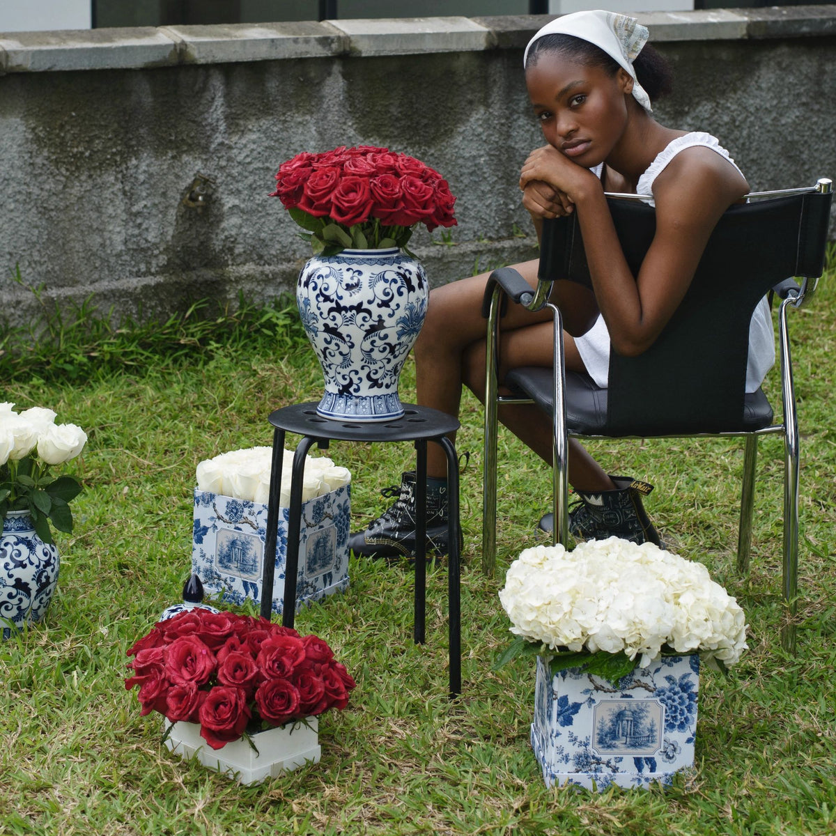 Uli toile box with white hydrangeas