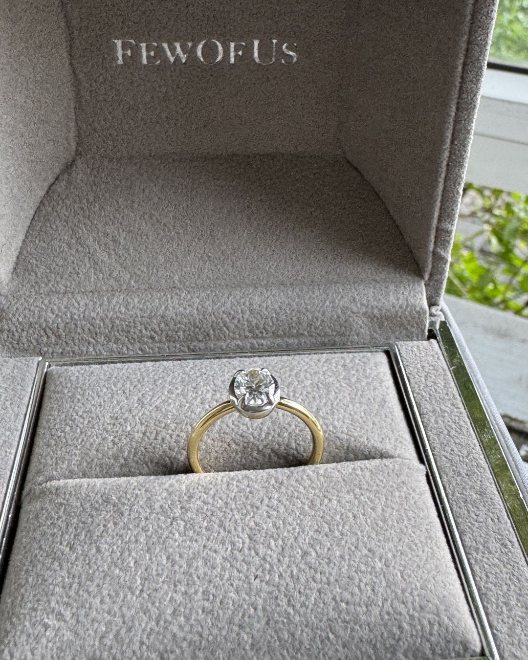 Classic FOU Diamond Oval Ring